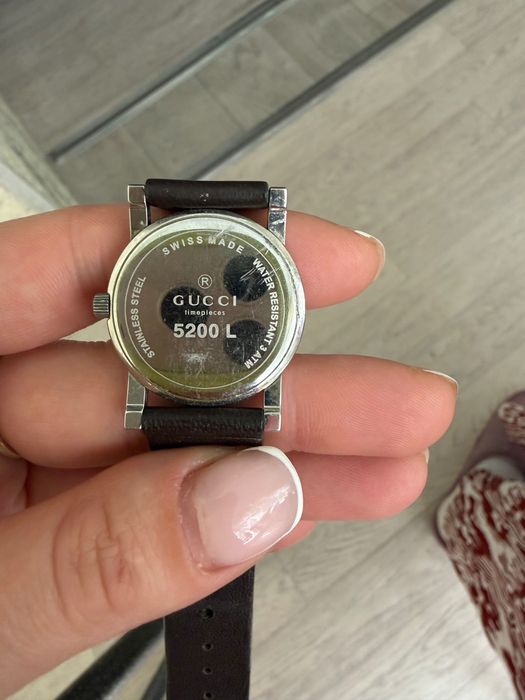 Винтажные часы Gucci