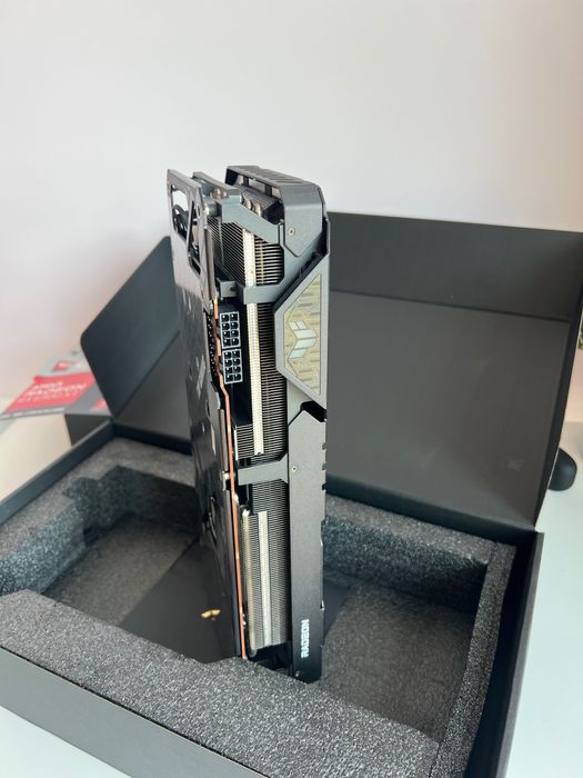 AMD Radeon RX 6900 XT 16 GB GDDR6