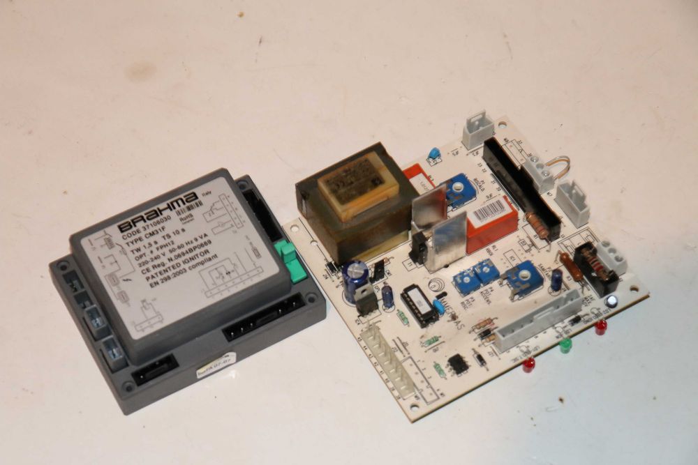 Placa electronica pentru centrala termica Immergas Zeus Maior