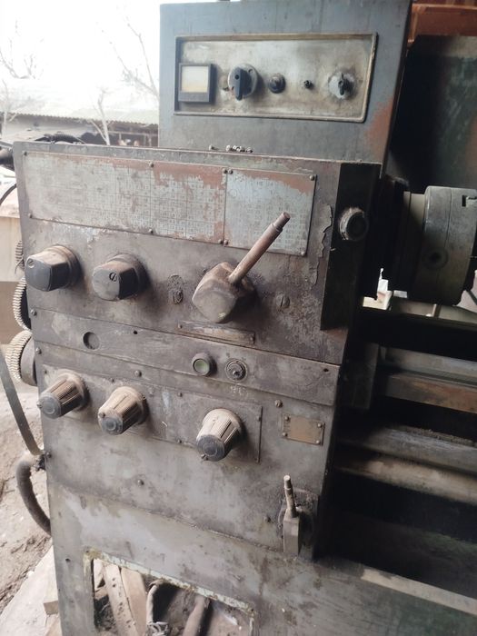 Продаётся токарный станок