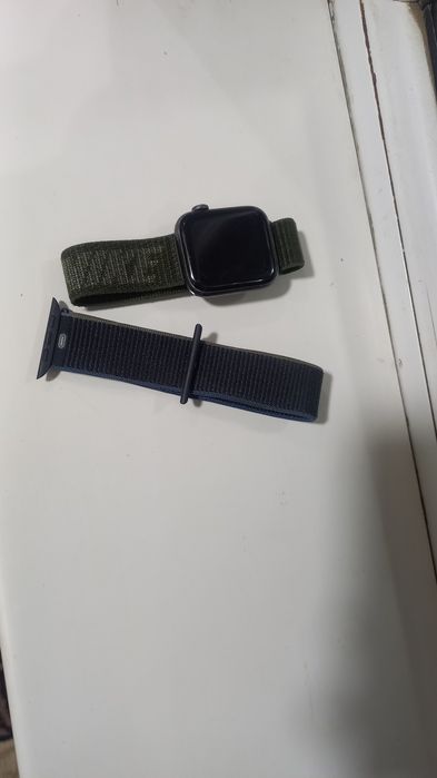 Apple Watch SE 6