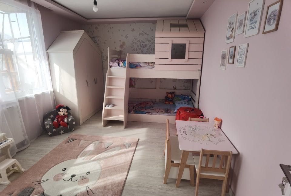 Двуетажно детцко легло