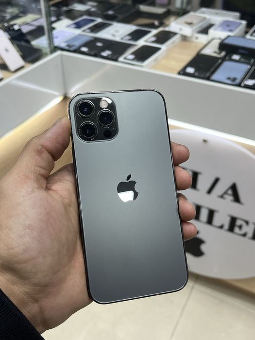 iphone 12 pro.           .