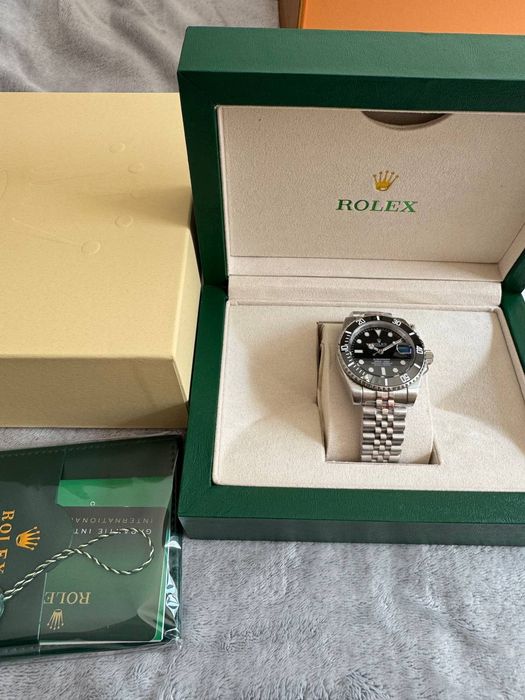 Нов стилен часовник на Rolex
