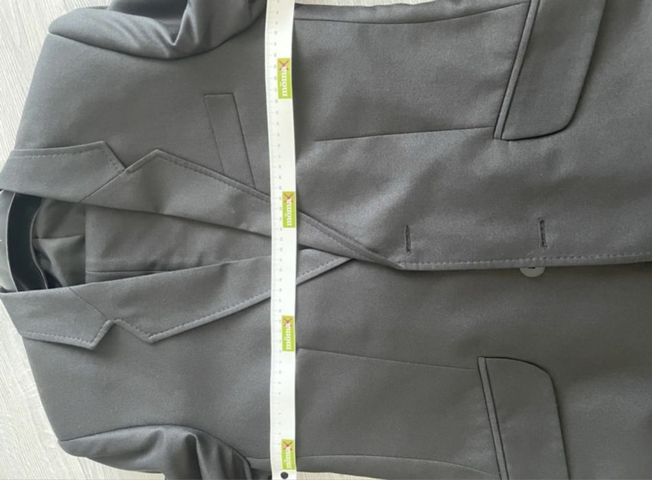 Costum negru de barbati