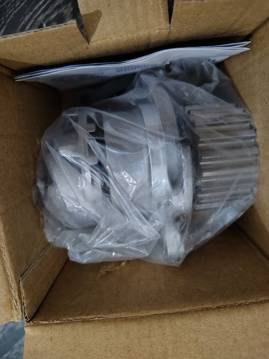 Продам запчасти для лада приора