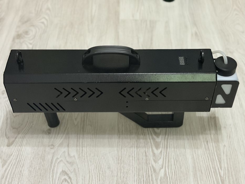 Pistol cu fum pe baza de lichid,pentru evenimente! PRET  1 000 lei