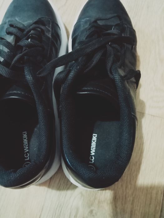 Кроссовки мужские 39