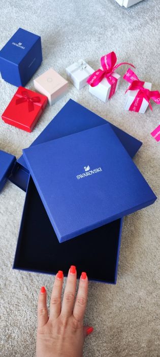 Кутии за бижута Swarovski, Pandora и Eden Boutique