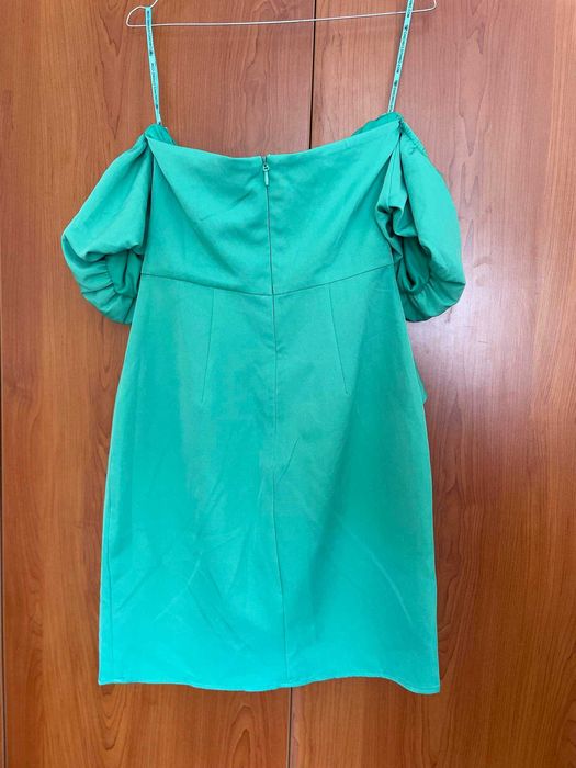 Рокля марка CHI CHI LONDON размер М