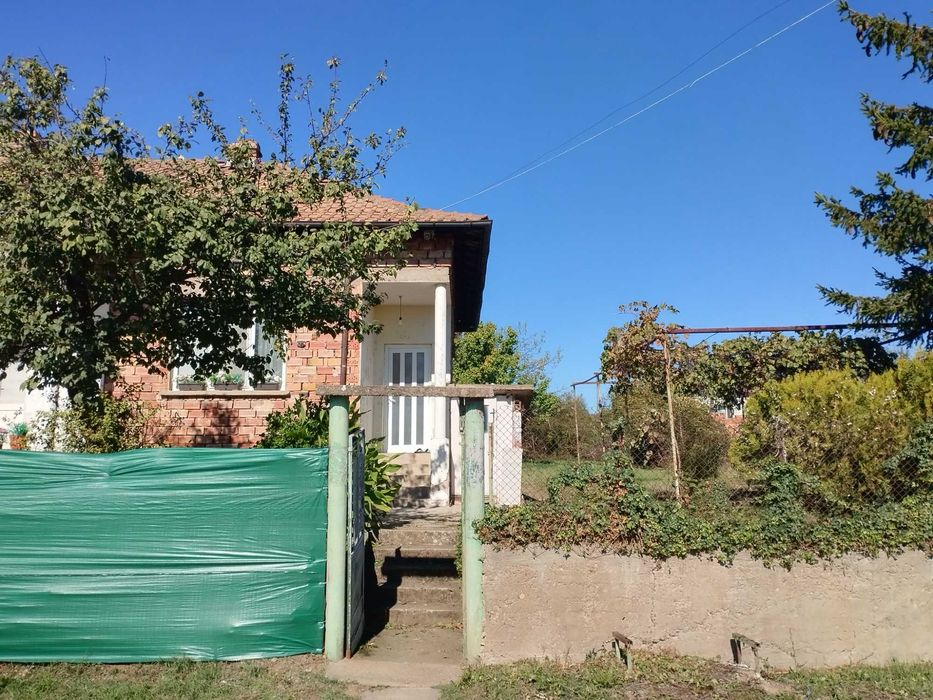 Продава се Къща в Долна Оряховица - 90 кв.м за 708 €/кв.м - Снимка #2