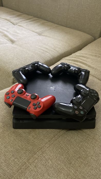 Продается PS4 slim 1терабайт