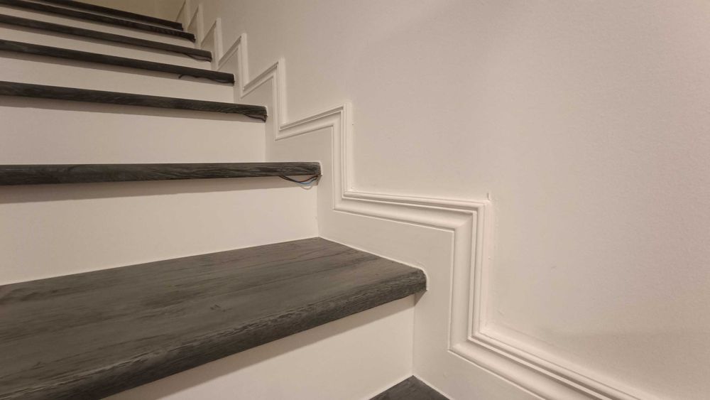 Scara interior din lemn masiv stejar