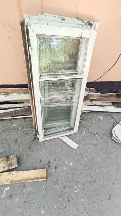 Б/у эшик ромлари СССР даврида куйилган