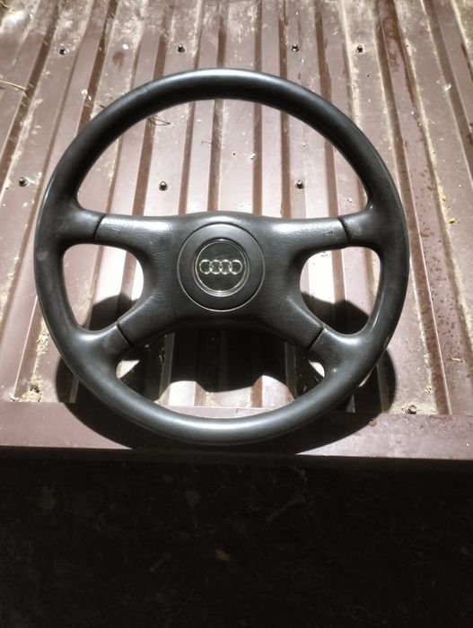 Руль Ауди 100 с4