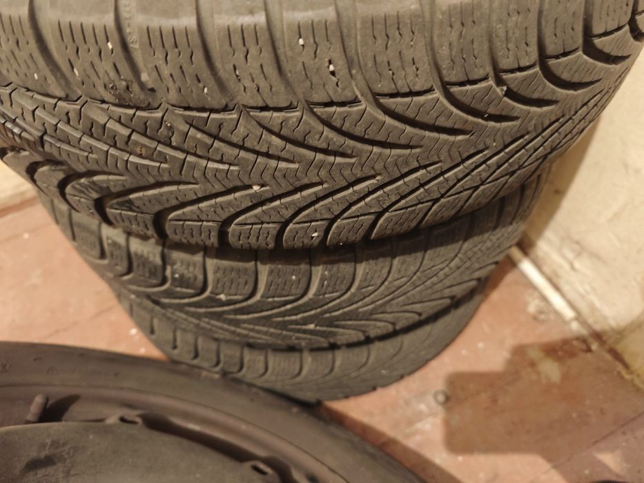 Vand jante pe 14''/cauciucuri 165/70/14 iarna Volkswagen polo/ibiza
