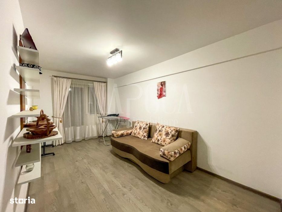 Apartament 4 camere de vanzare in Floresti