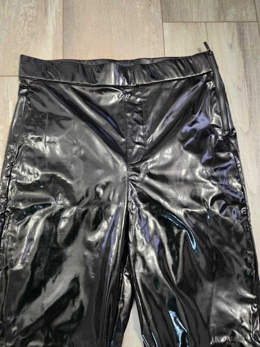 Интересен клин - панталон ZARA