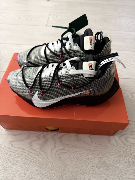 Nike vapor street off white