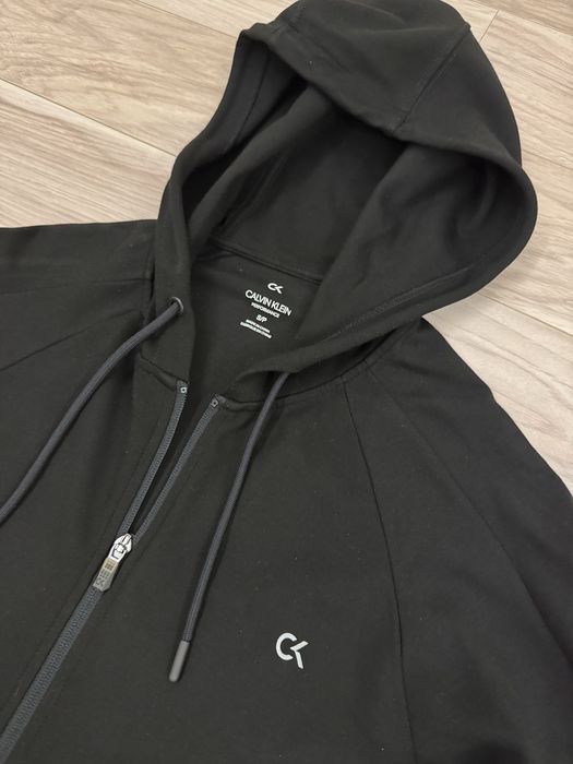 Мъжки суитшърт на Nike и Calvin Klein