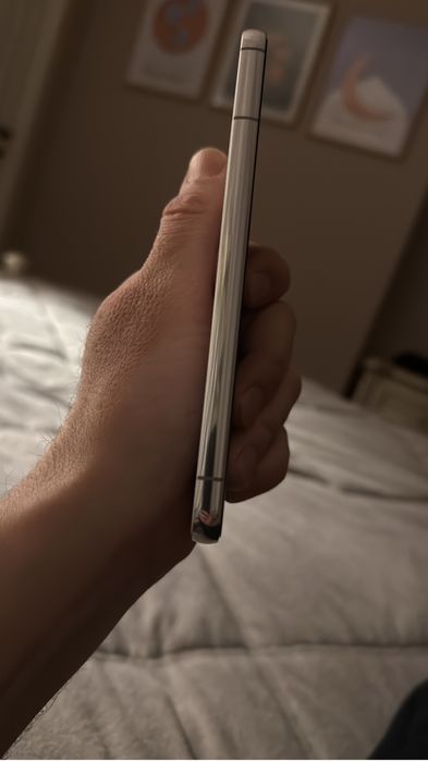 Samsung s 22 plus 256 gb.