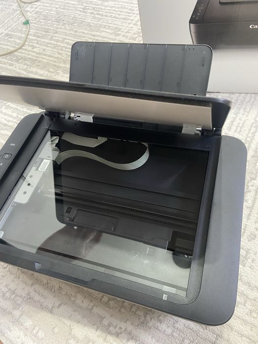 Продам почти новый принтер canon