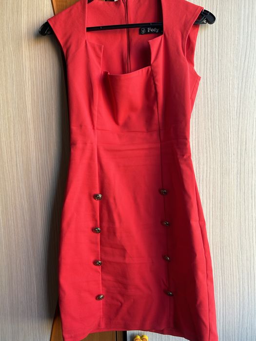 Vand rochie scurta IN PUFF marimea 36