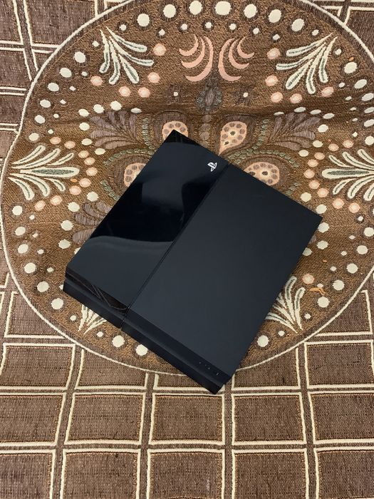 Playstation 4 ПРОШИТАЯ gold hen