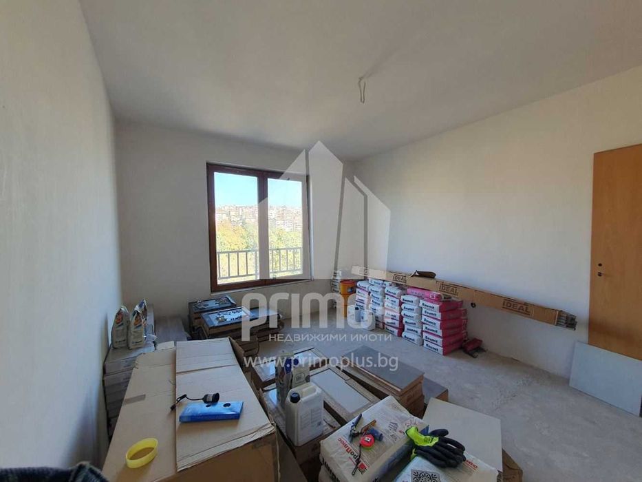 Продава се Тристаен апартамент в Велико Търново, Център - 86 кв.м за 1745 €/кв.м - Снимка #4