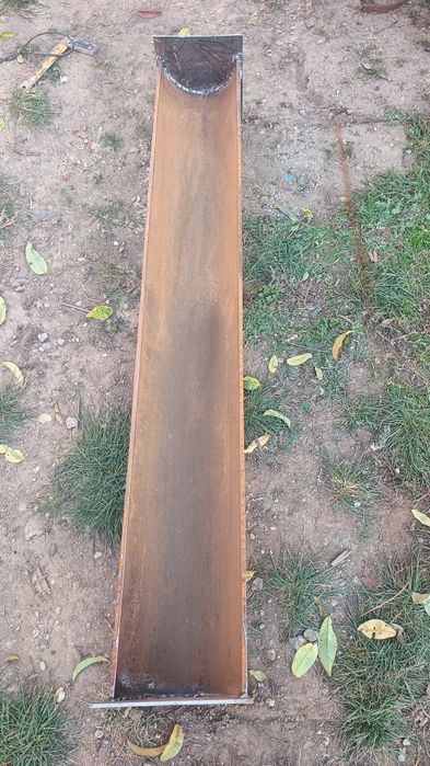 Vând vălău pentru porci!