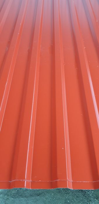 Tabla cutata acoperis si gard