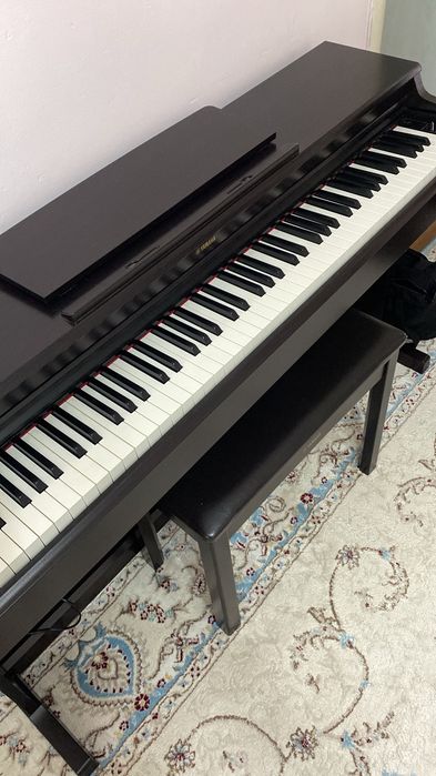 Цифровое пианино Yamaha
