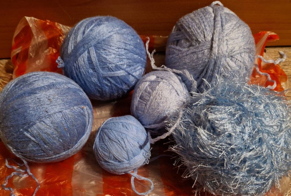 Шерсть, нитки, пряжа.