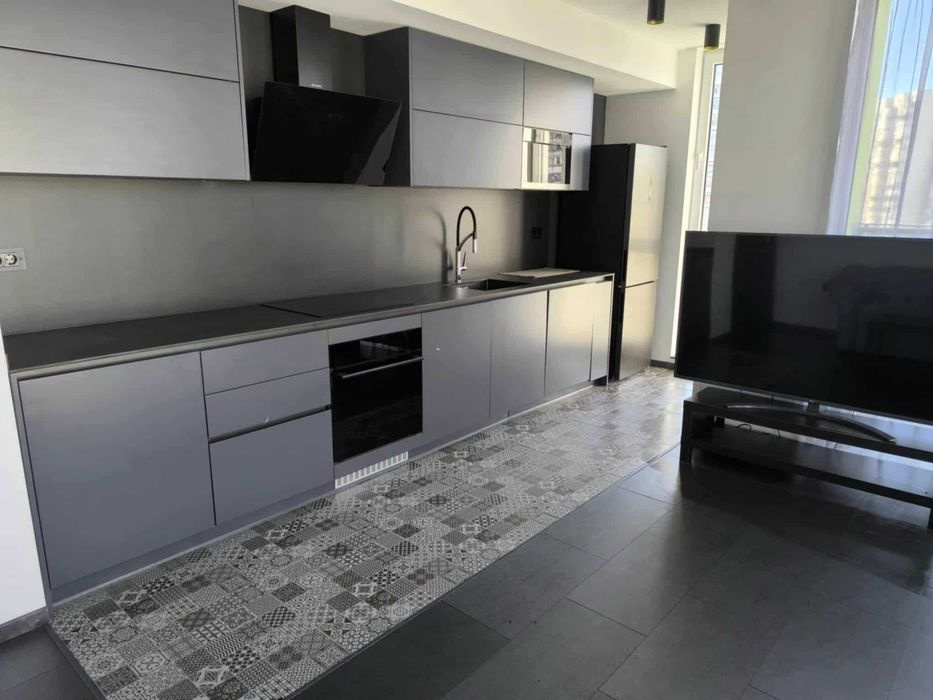 Дава се под наем Тристаен апартамент в София, Гео Милев - 80 кв.м за 850 € - Снимка #7