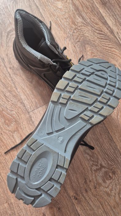 Ботинки рабочие размер 42