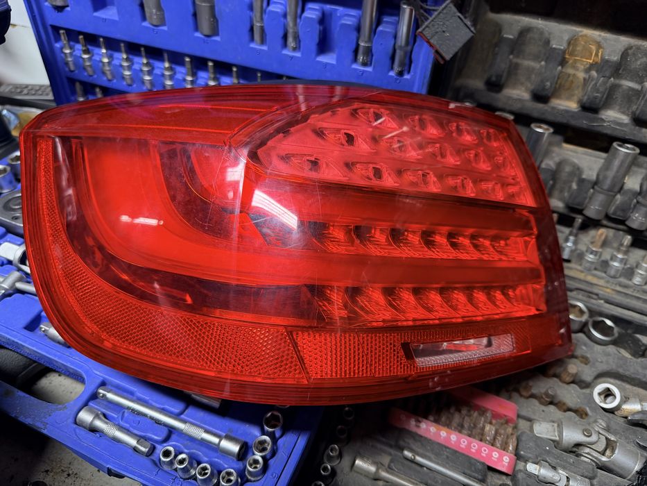Stop bmw e93 lci lampa spate bmw e93 facelift