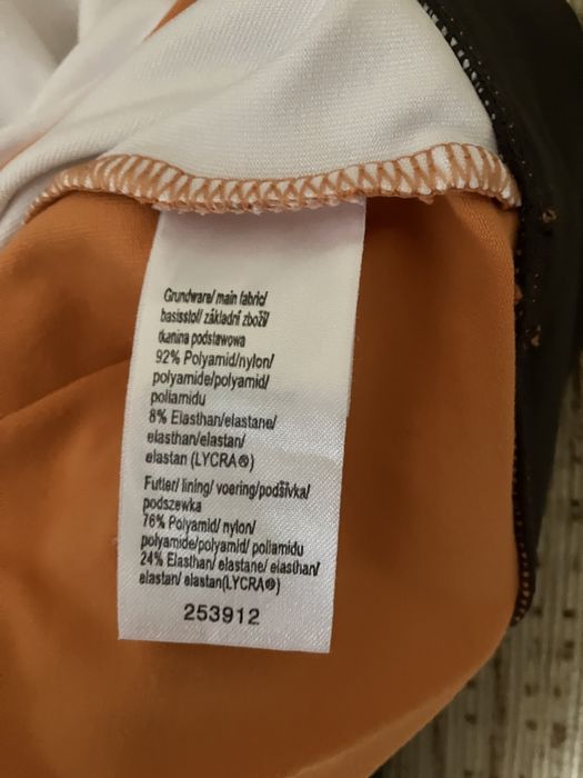 maieu și pantaloni scurți (sport) M