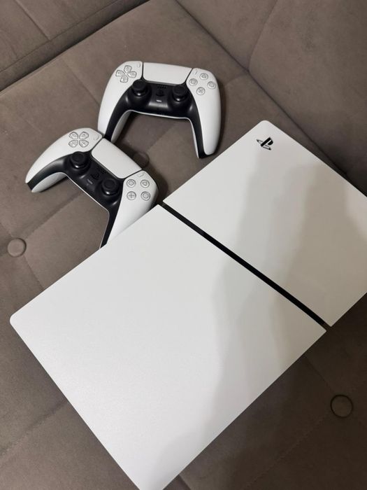Продаем PlayStation 5 Slim