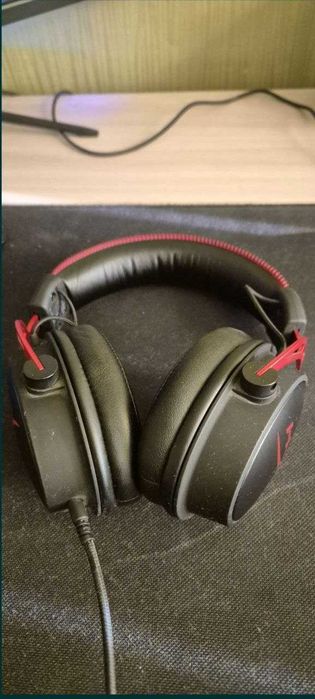 игровые наушники HyperX cloud alpha