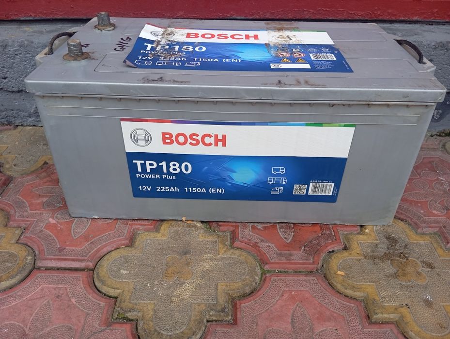 Baterie Bosch 225 amperi import Germania stare perfecta