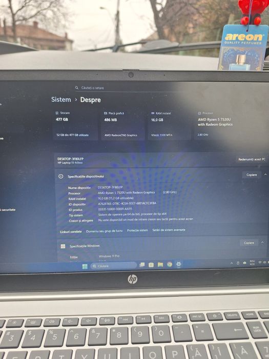 Laptop HP  cu încărcător