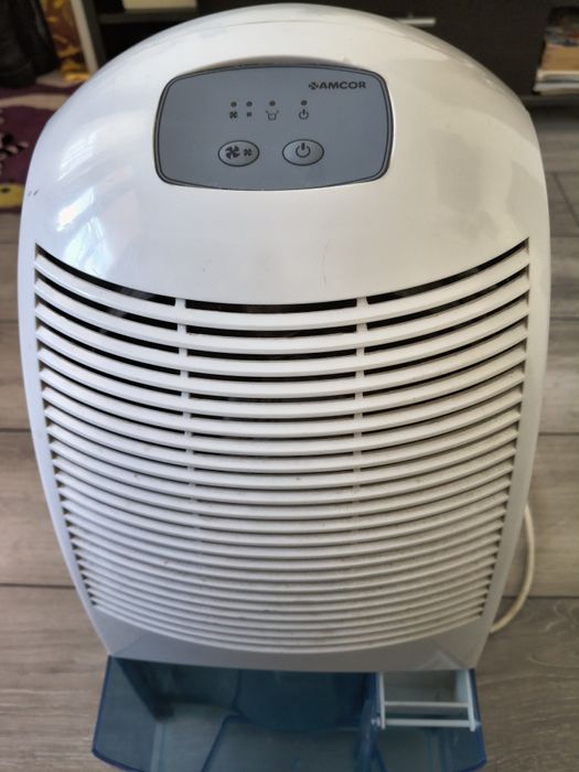Vind cu preț redus dezumidificator Ancor model AD 140