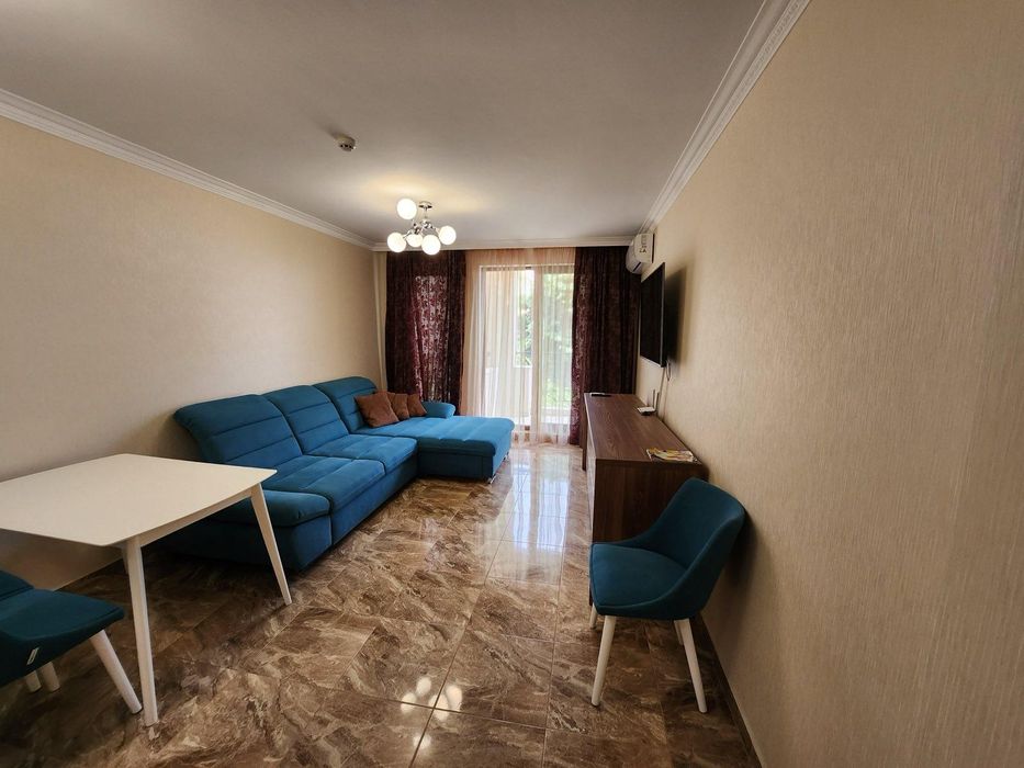 Продава се Двустаен апартамент в Бургас, Долно Езерово - 61 кв.м за 2214 €/кв.м - Снимка #1