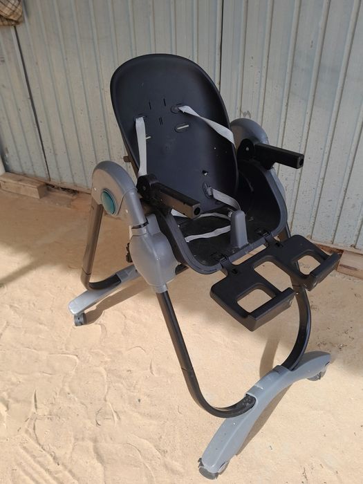 Детское кресло жаксы күйде 1 қолда болғанболған