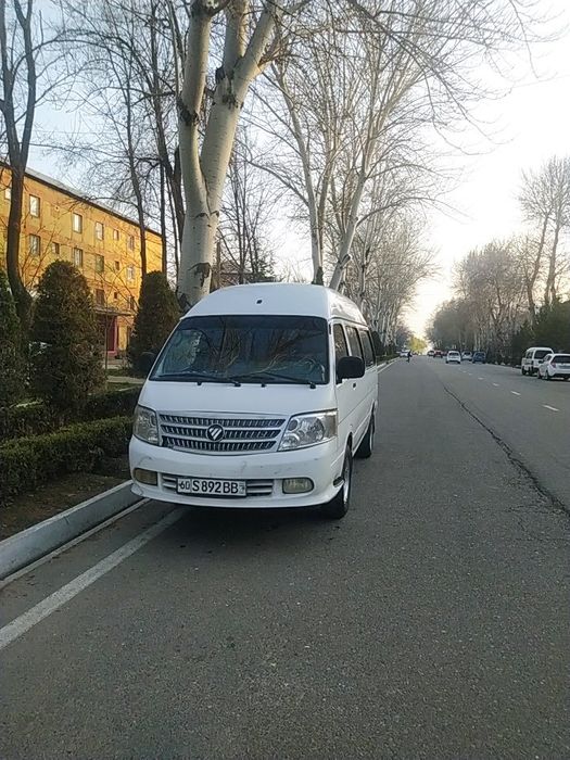 Foton mikroavtobus 2014