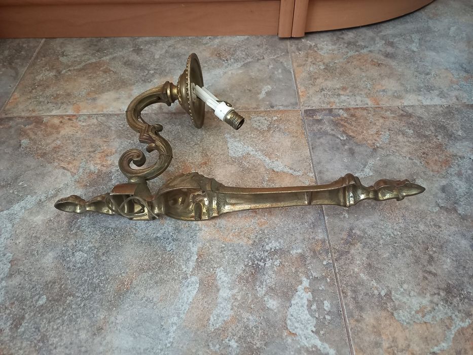 Месингов аплик./