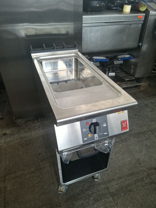 НОВ  Мулти пен  FALCON плоча Тиган /супник / пържолник/ бен мари