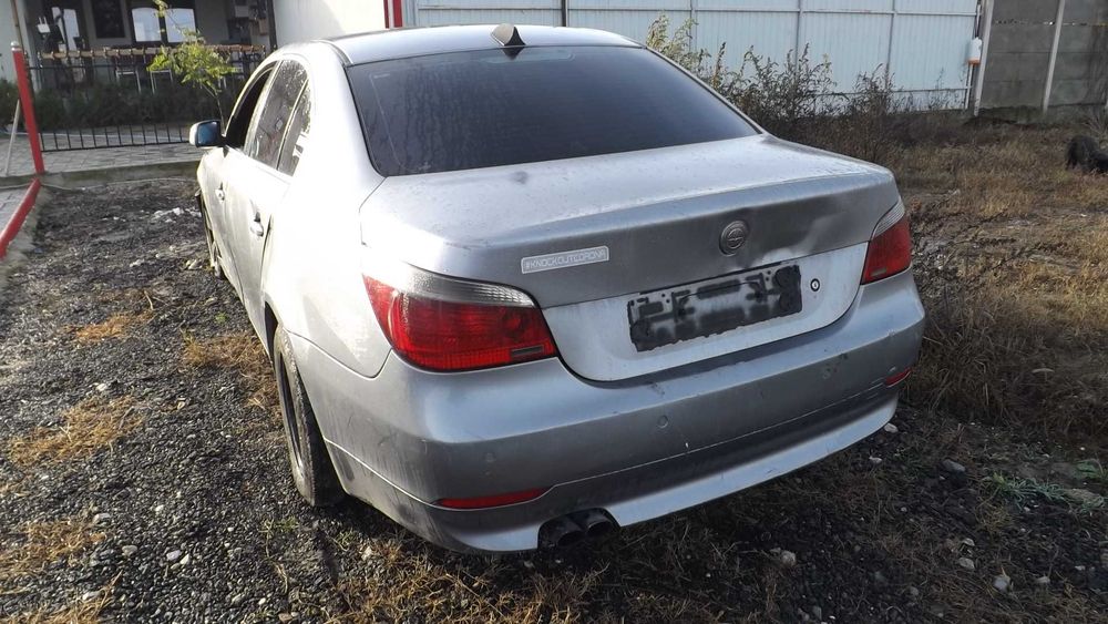 BMW 525 D 177 CP  E60 Automatic avariat lovit  2005