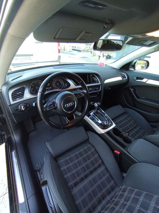 Vând Audi A4 B 8,5