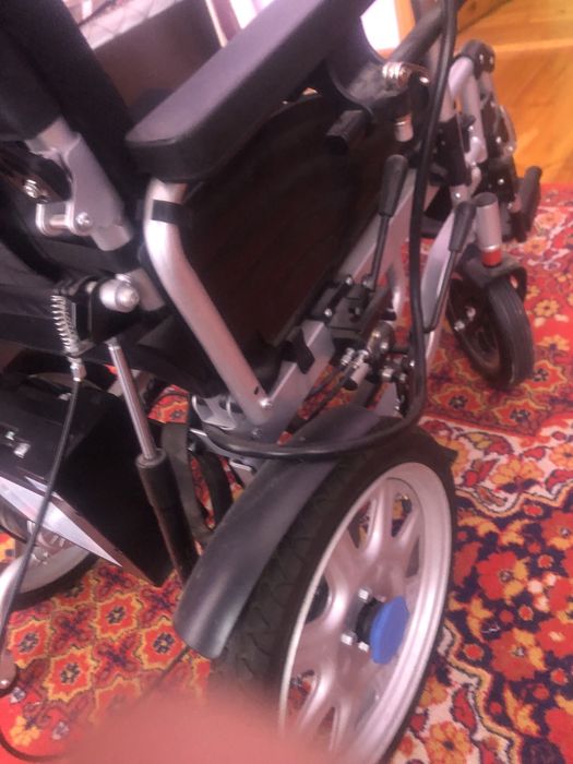 Инвалидная коляска